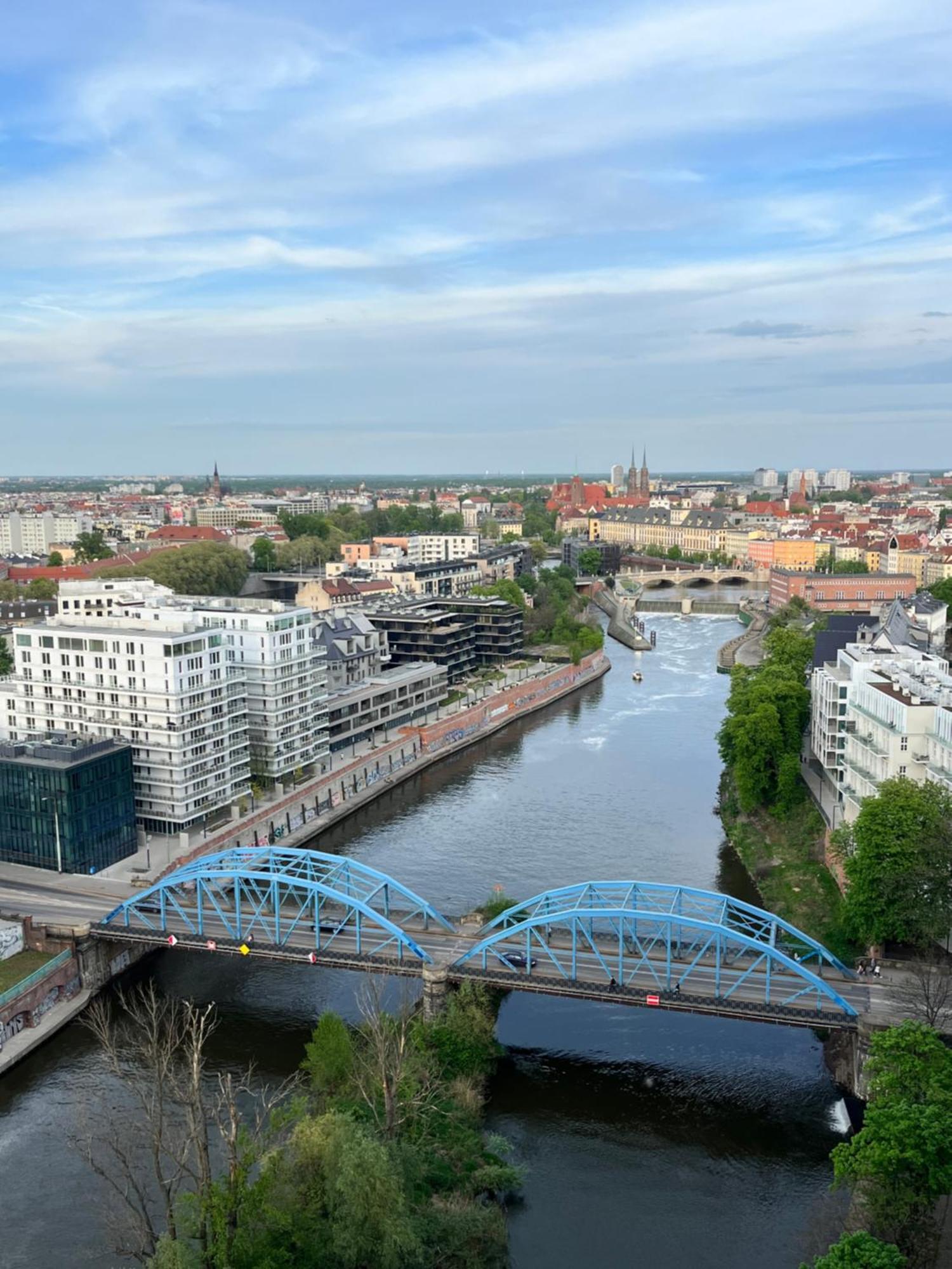 Family House By The River Odra -Panoramic Terrace - 3Room Apartment With 2 Separate Bedrooms And 2 Balconies By Wroapart-Pl- Perfect For Family & Business Stays Wrocław Zewnętrze zdjęcie