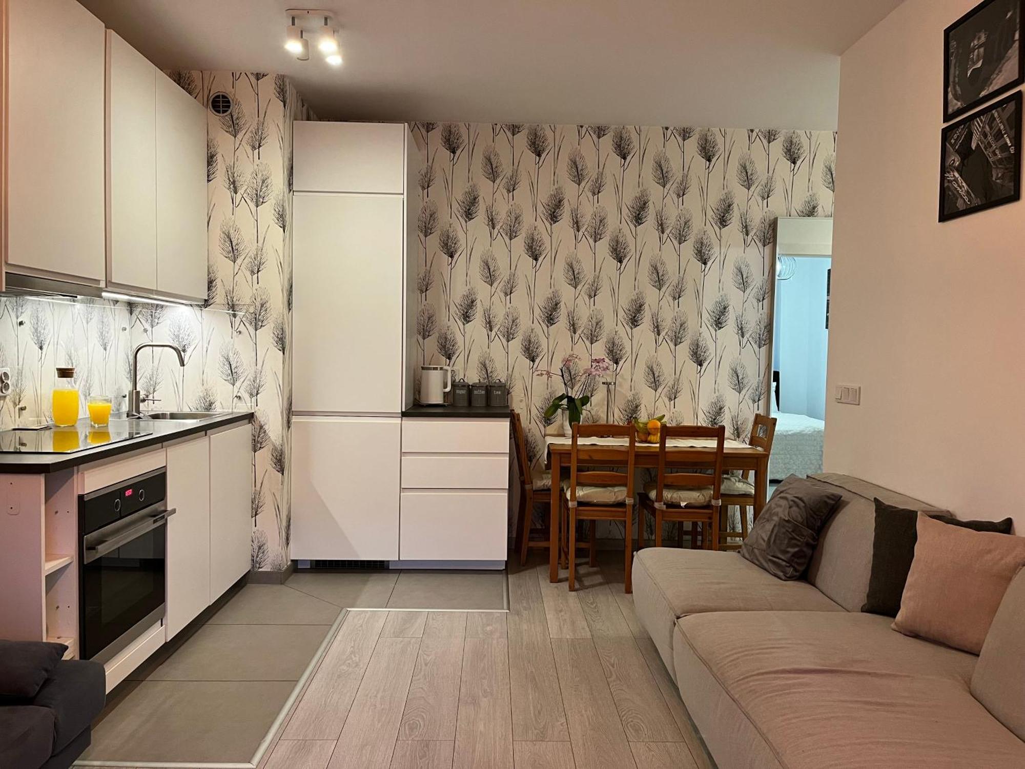 Family House By The River Odra -Panoramic Terrace - 3Room Apartment With 2 Separate Bedrooms And 2 Balconies By Wroapart-Pl- Perfect For Family & Business Stays Wrocław Zewnętrze zdjęcie